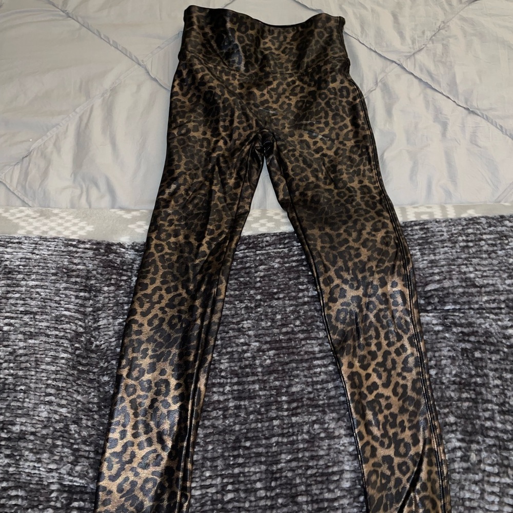 SPANX GOLD CHEETAH LEGGINGS